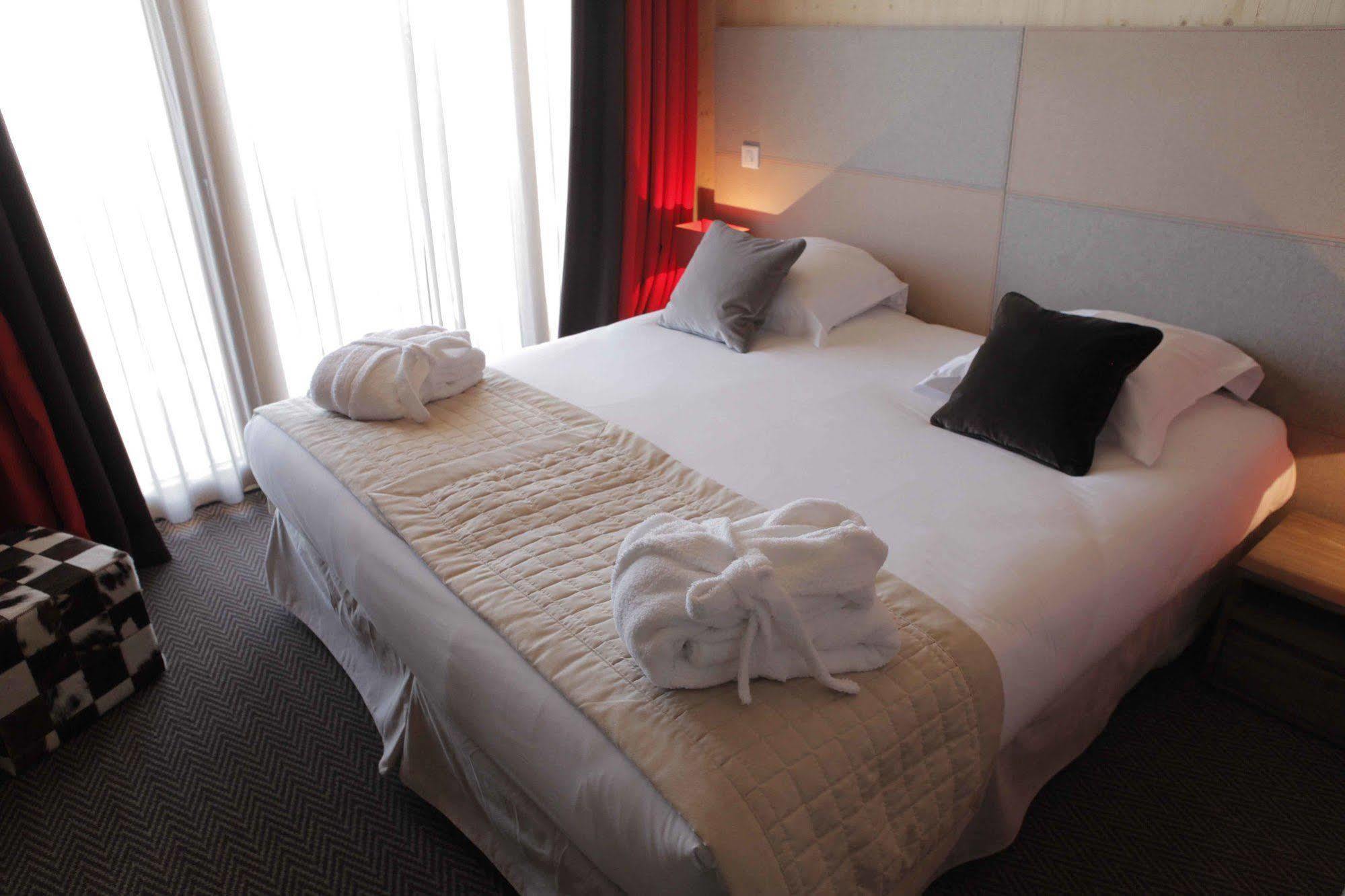 L'Aiguille Grive Chalets Hotel Les Arcs  Экстерьер фото
